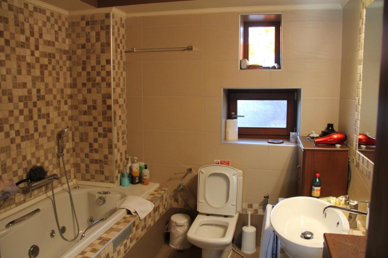 Livithron Rodon Apartment *