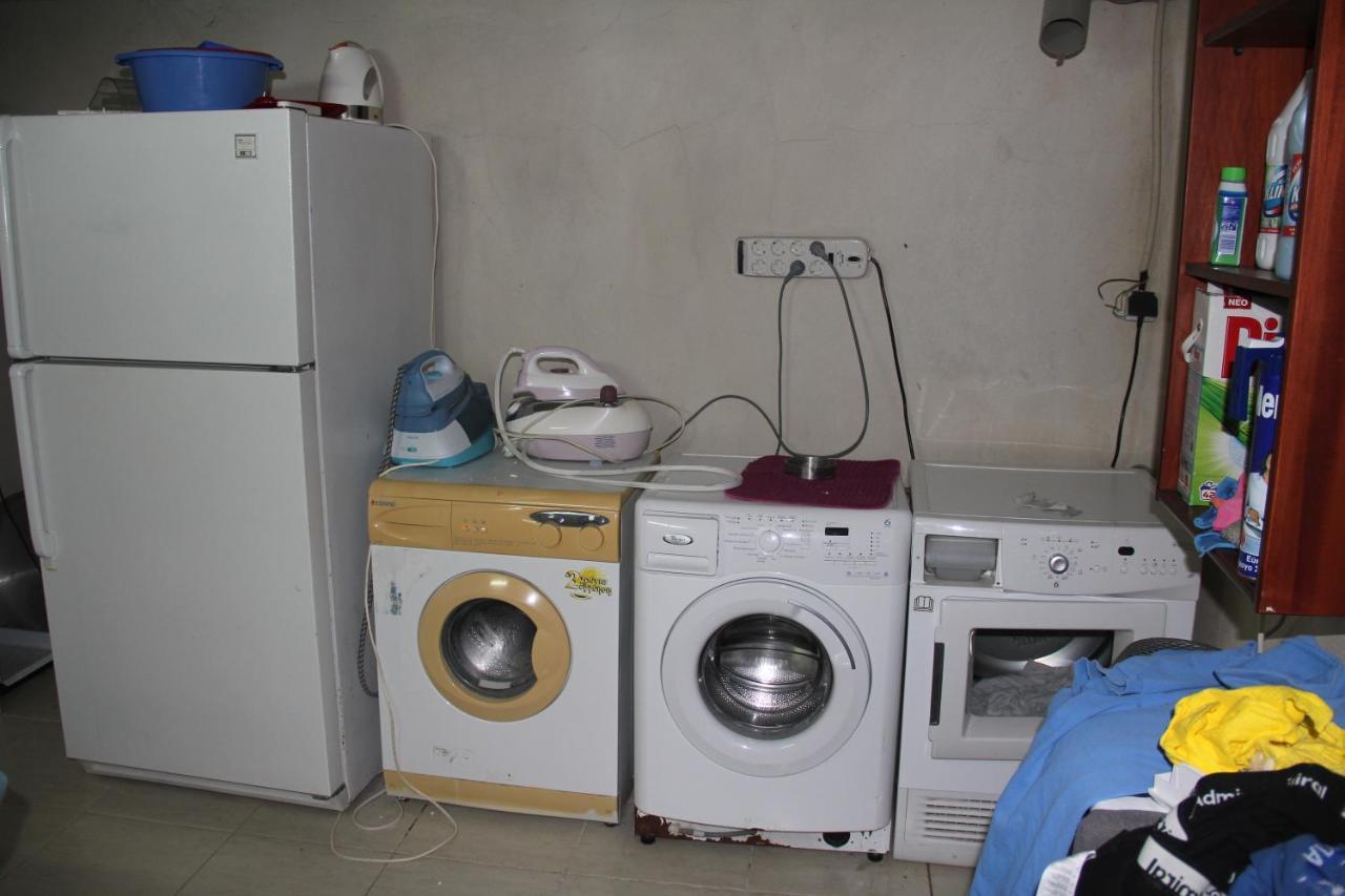 Livithron Rodon Apartment