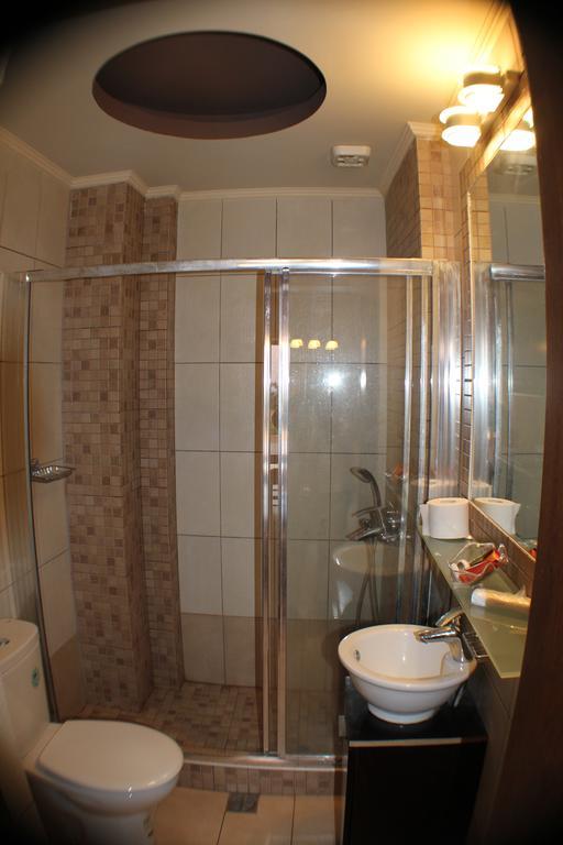 Livithron Rodon Apartment *